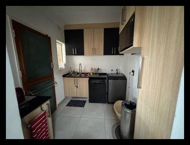 3 BEDROOM TOWNHOUSE FOR SALE IN BIRCHLEIGH NORTH